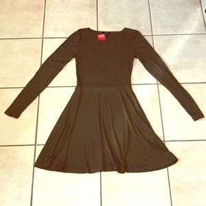 Forever 21 Long Sleeve Dress